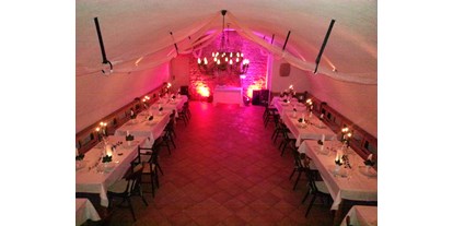 Eventlocation - Licht: Antik - Tonnengewölbe, bei bis zu 60 Personen ausreichend groß für Musik und Tanz im Raum. - Veranstaltungslocation Felsenmühle im Tal