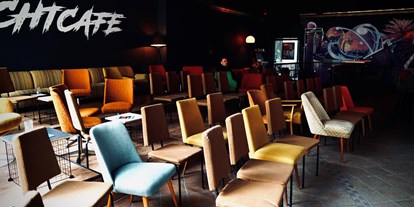 Eventlocation - Art der Location: Fotolocation - Sachsen - Bestuhlung für einen Vortrag - Nachtcafe Lounge
