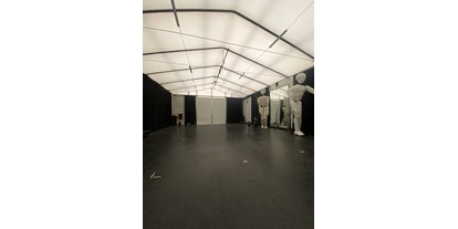 Eventlocation - Art der Location: Seminarraum - Stuttgart - Probehalle oder partyzelt für private Veranstaltungen 