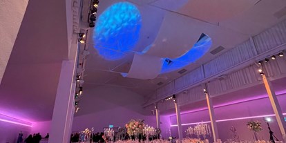 Eventlocation - Licht: Kunstlicht - Köln, Bonn, Eifel ... - Tanzfläche vor der Bühne - B2 Loft