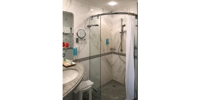Eventlocation - geeignet für: Firmung - Badezimmer Klassik Bereich - SORAT Insel-Hotel Regensburg