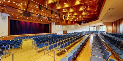 Eventlocation - Technische Ausstattung: Lichtanlage - Schwäbische Alb - Ghibellinensaal - Bürgerzentrum Waiblingen