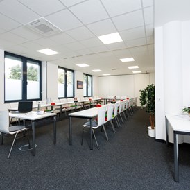 Location: In den ecos work spaces kann man die Räume flexibel erweitern oder verkleiner - ecos work spaces München