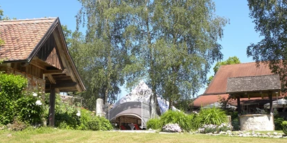 Eventlocation - geeignet für: Hochzeit - Frasdorf - Kirchenvorplatz auf Gut Georgenberg - Gut Georgenberg