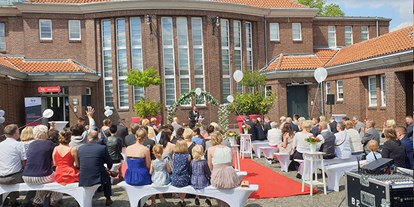 Eventlocation - geeignet für: Familienfeier - Mülheim an der Ruhr - Freie Trauung im Hof  - Alte Lohnhalle Wattenscheid
