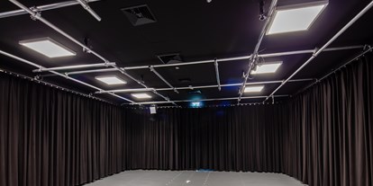 Eventlocation - Technische Ausstattung: Bühne - Deutschland - Studio A - LVL