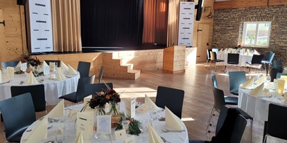 Eventlocation - Fußboden: Holzboden - Isny im Allgäu - Adlersaal Isny