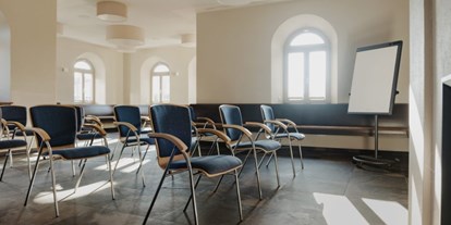 Eventlocation - Inventar: Stühle - Ostbayern - Das IDYLL sorgt bei Ihrer Tagung, Ihrem Seminar oder Workshop für die richtige Energie. - Das IDYLL
