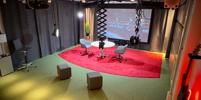 Eventlocation - Licht: Modern - PLZ 22761 (Deutschland) - Theater als Studio - Prismeo Lab