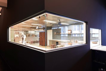 Location: Glaseck + Blick in die Küche  - Balanloft 32