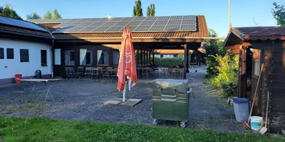 Eventlocation - Weserbergland, Harz ... - Biergarten ohne Bestuhlung oder Fläche, kein Vergleich zum Event Bereiten Biergarten.  - Gaststätte Axelsee / Lola am See