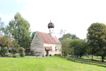 Location: Kirche - Gut Georgenberg