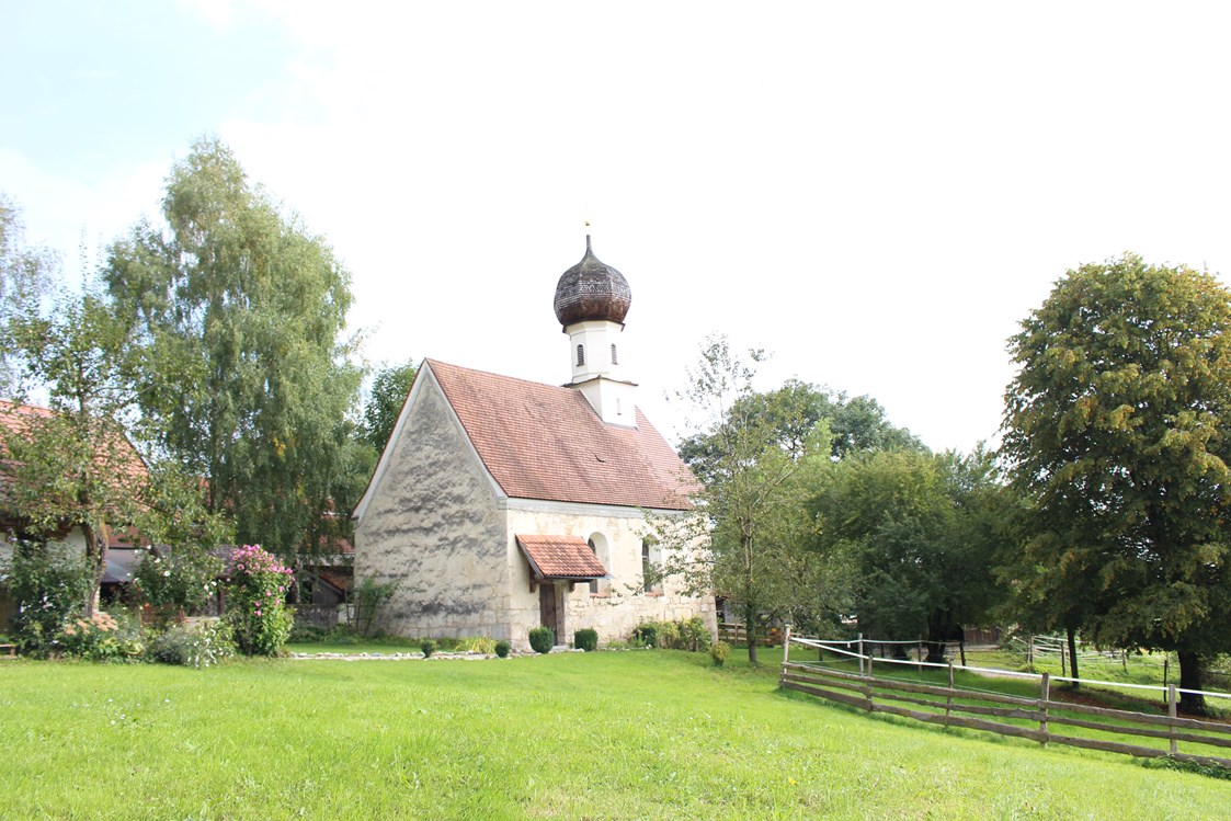 Location: Kirche Gut Georgenberg - Gut Georgenberg