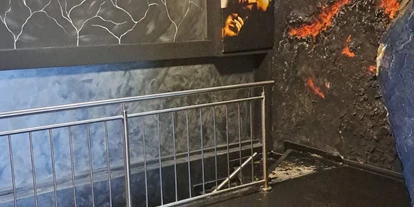 Eventlocation - Mainz - Dann nach unten Richtung Garderobe  - Lost