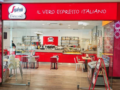 Eventlocation - Baden-Württemberg - Segafredo Eingang vom Marstall Center - Segafredo Espresso Bar Ludwigsburg – Die flexible Eventlocation