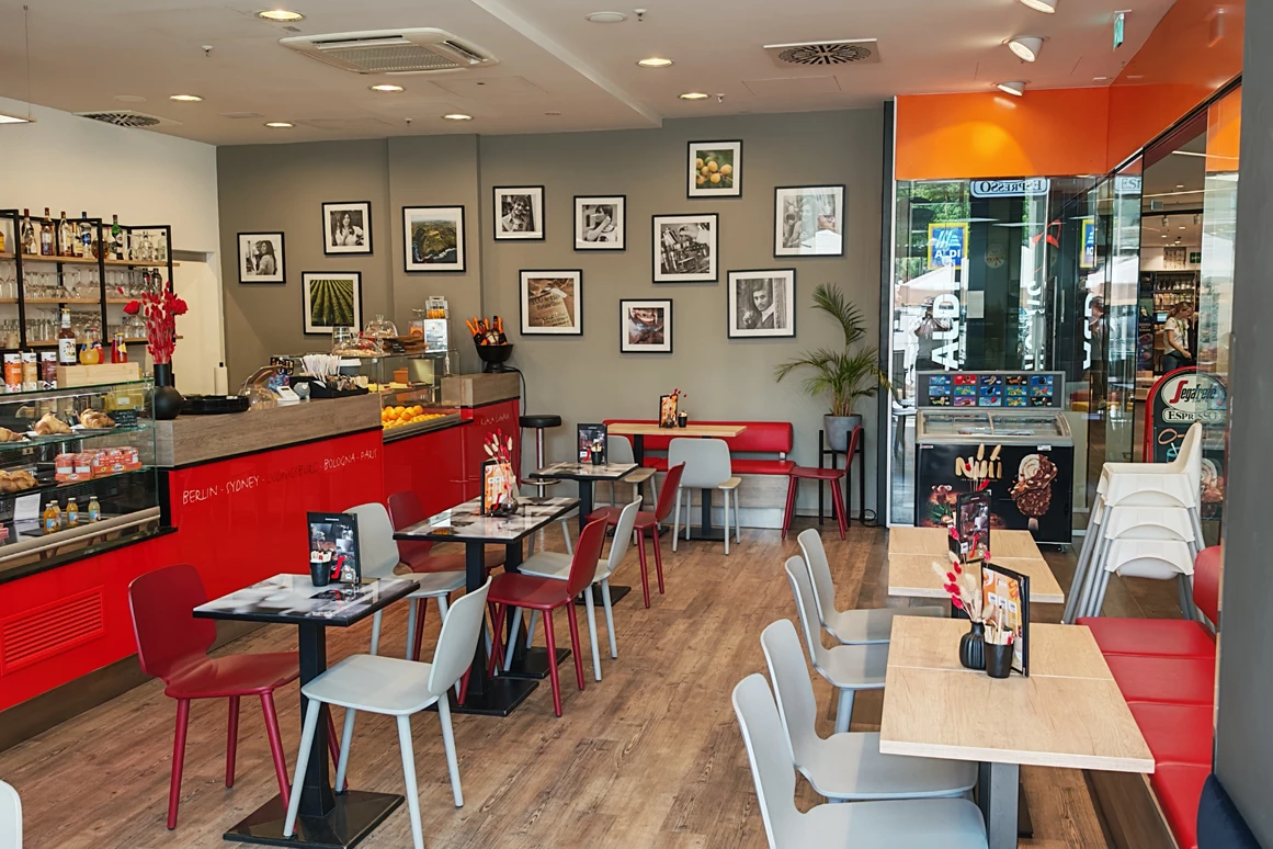 Location: Segafredo Ansicht von der Straßenseite - Segafredo Espresso Bar Ludwigsburg – Die flexible Eventlocation