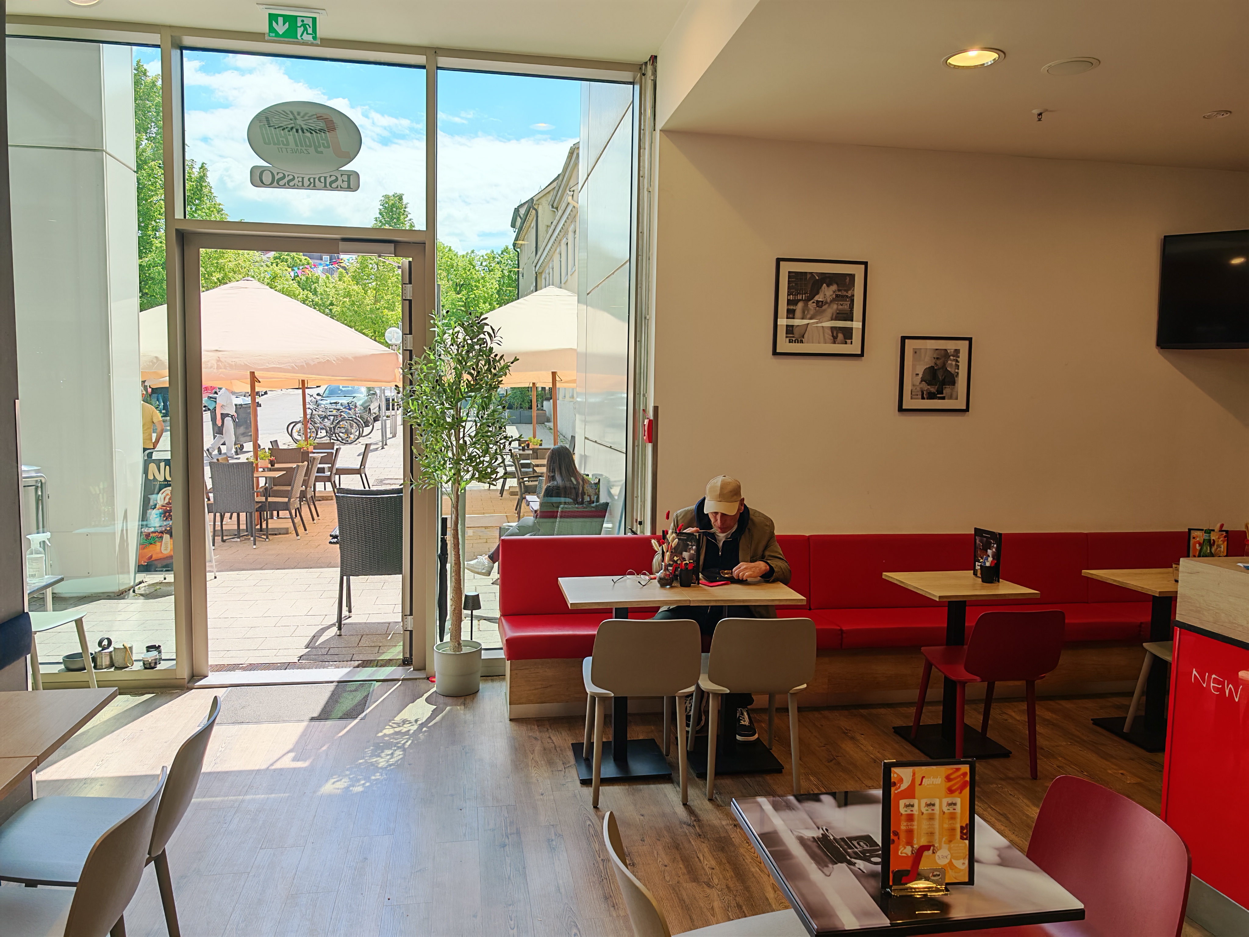 Location: Segafredo Ansicht Richtung Strasse 2. Eingang - Segafredo Espresso Bar Ludwigsburg – Die flexible Eventlocation