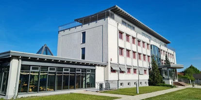 Eventlocation - Sachsen-Anhalt Süd - Außenansicht des Creativ- und Competenz- Centrums Harzgerode- günstig gelegen in Mitteldeutschland / Harz - Creativ- und Competenz- Centrum Harzgerode