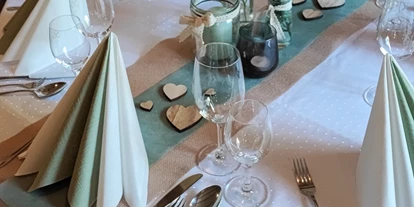 Eventlocation - Mainz - gedeckter Tisch innen - Eventlocation im Weingut Strub, Engelstadt