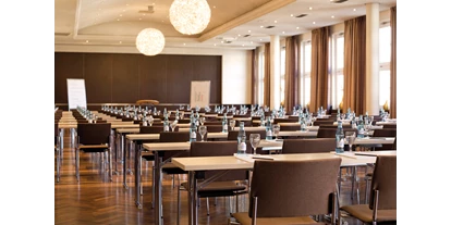 Eventlocation - Weserbergland, Harz ... - CONGRESS UNION CELLE - Celler Saal bestuhl parlamentarisch - Congress Union Celle