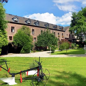 Location: Blick auf das Hauptgebäude - Landhaus Danielshof