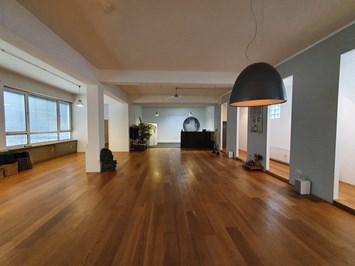 Balance Yoga Institut - Studio Darmstadt Hier finden sie all unsere Räume mit Beschreibungen Nutzfläche
