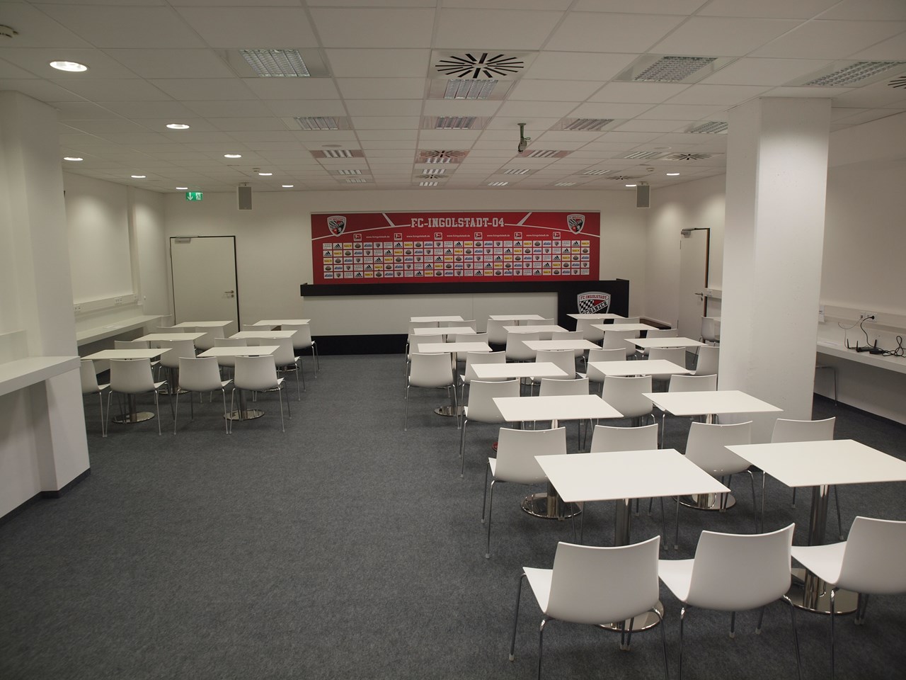 Audi Sportpark Hier finden sie all unsere Räume mit Beschreibungen Pressekonferenzraum