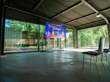 Location: Räumlichkeit: Black Box
Foto: Motorworld Village Metzingen - MOTORWORLD Village Metzingen
