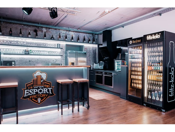 Location: Esport Factory