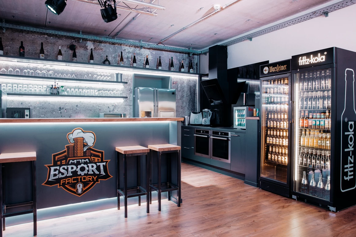 Location: Esport Factory