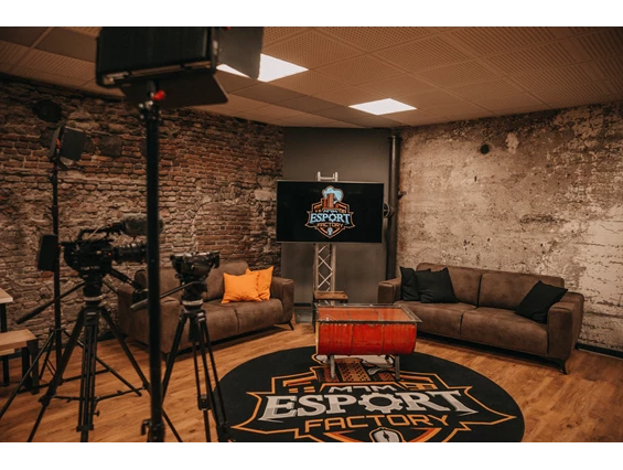 Location: Esport Factory