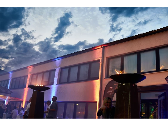 Location: Esport Factory