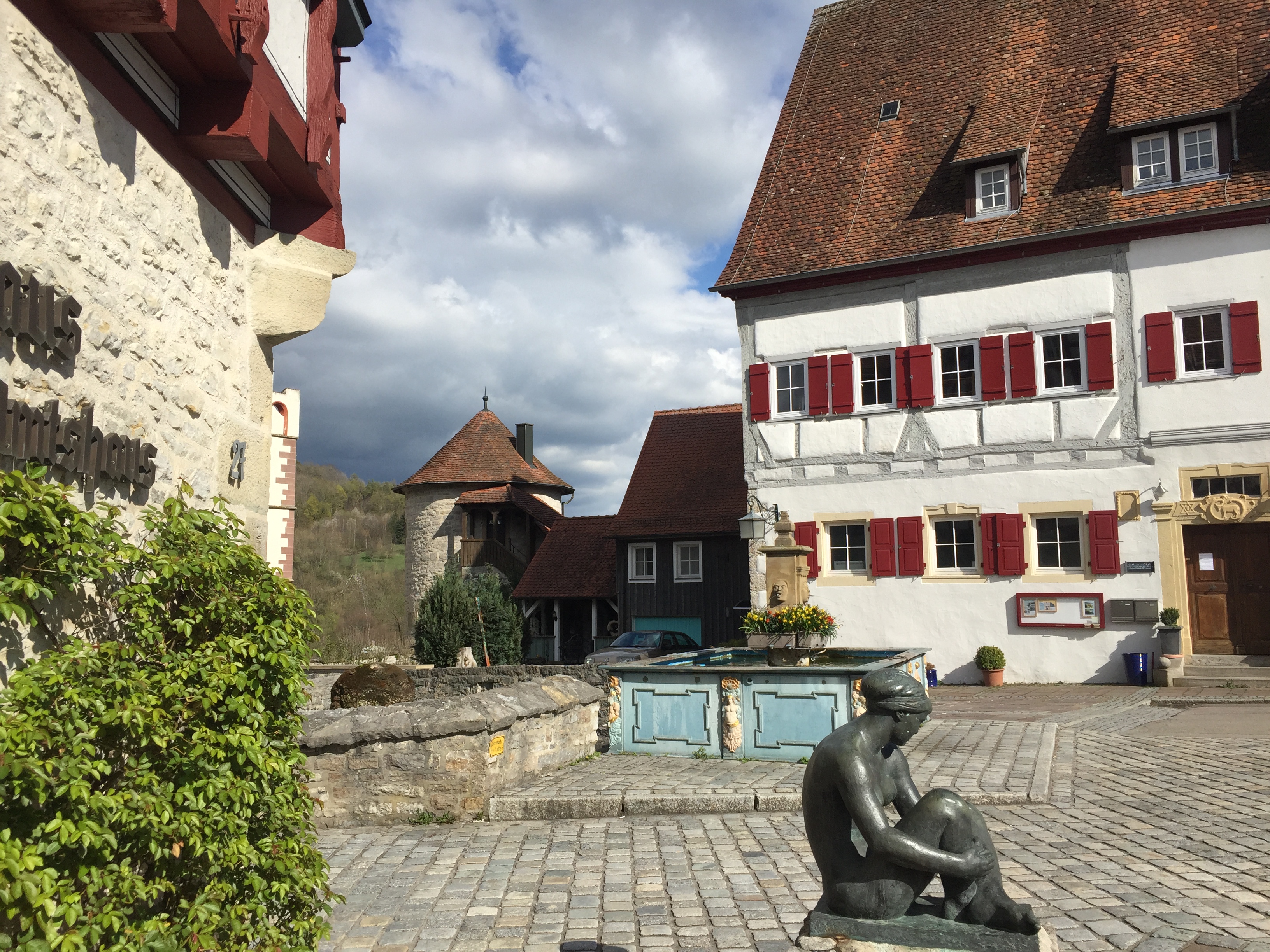 Eventlocation - Schwäbische Alb - Außenansicht des Museumsgasthofs Ochsen - Museumsgasthof Ochsen