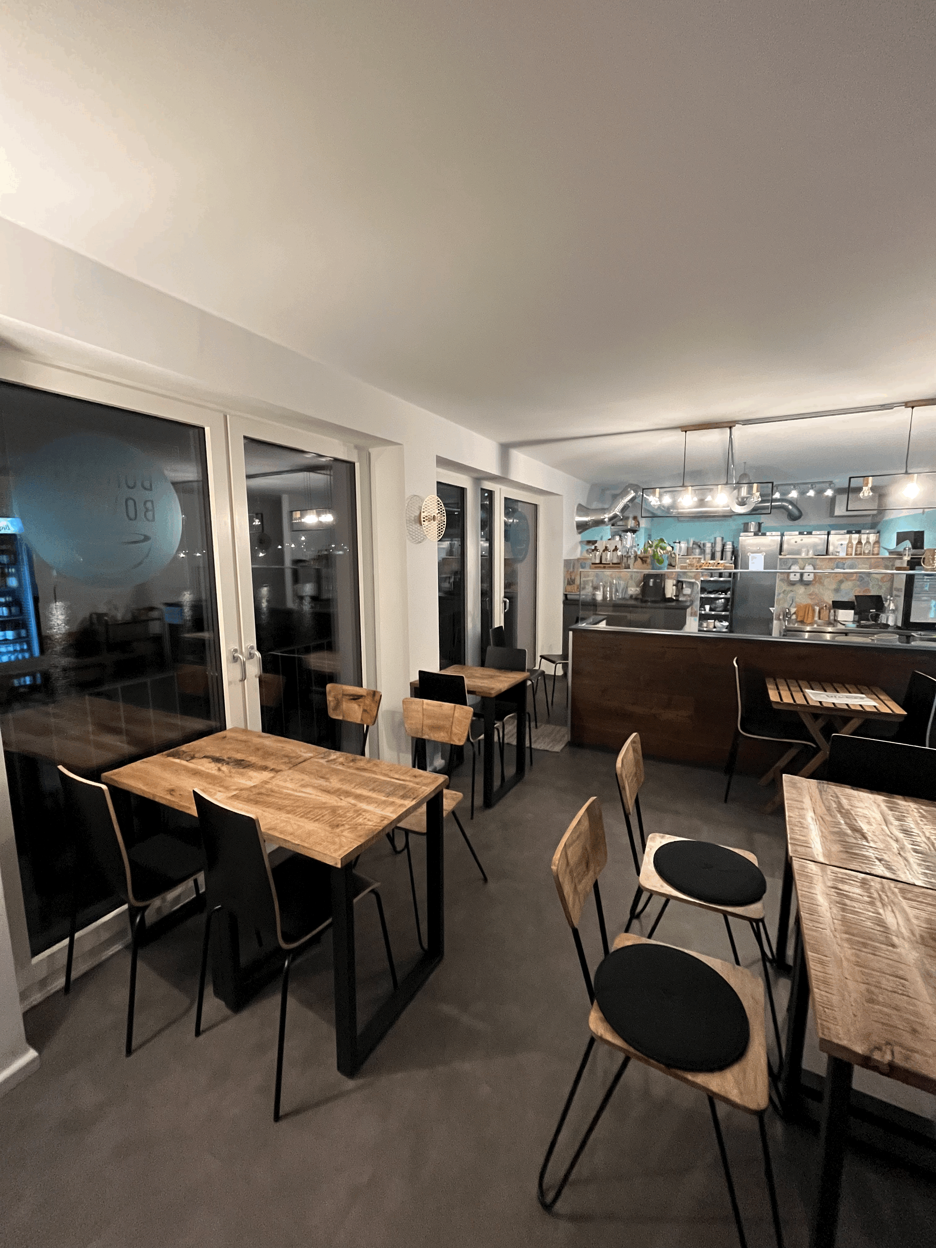 Eventlocation - Niedersachsen - Buhjah Bowls Hafencity Innen - Buhjah Bowls Hafencity