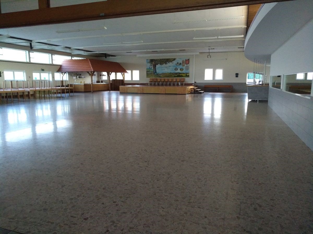 Lüerpunkt Holzen Hier finden sie all unsere Räume mit Beschreibungen Festhalle