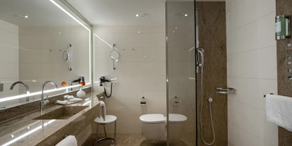 Eventlocation - Ingolstadt - Badezimmer im Classic Zimmer - Maritim Hotel Ingolstadt