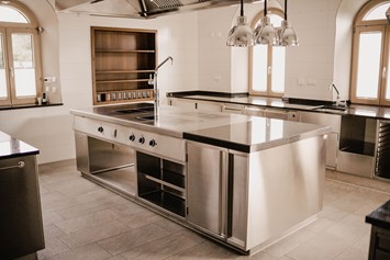 Location: Unsere moderne und voll ausgestattete Küche steht für Ihr Event exklusive zur Verfügung.  - Das IDYLL