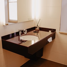 Location: Sie und Ihre Gäste können sich über moderne und gepflegte sanitäre Anlagen freuen. - Das IDYLL