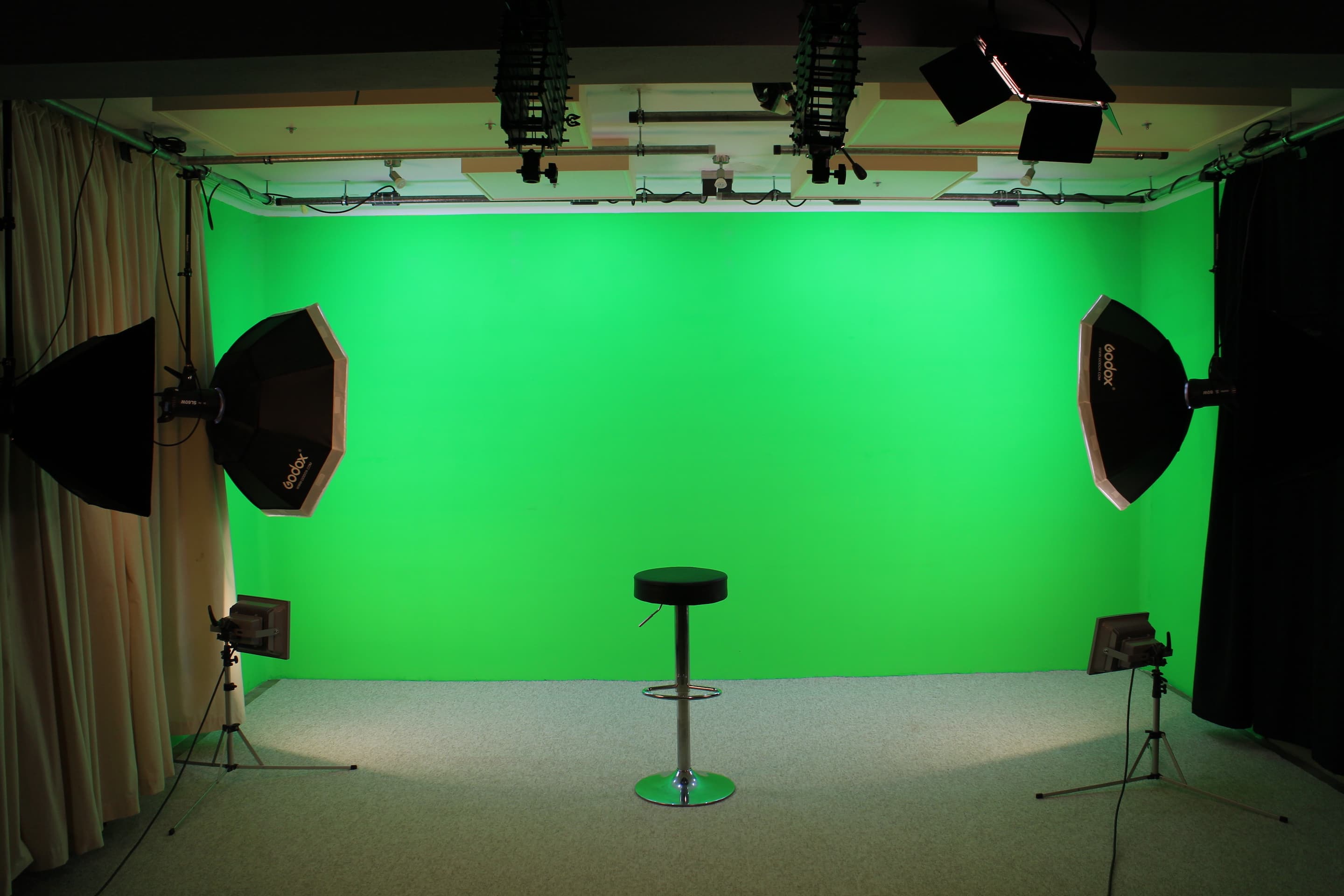 Eventlocation - PLZ 85622 (Deutschland) - Greenscreen Hintergrund für Chromakey-Aufnahmen - Greenscreen München