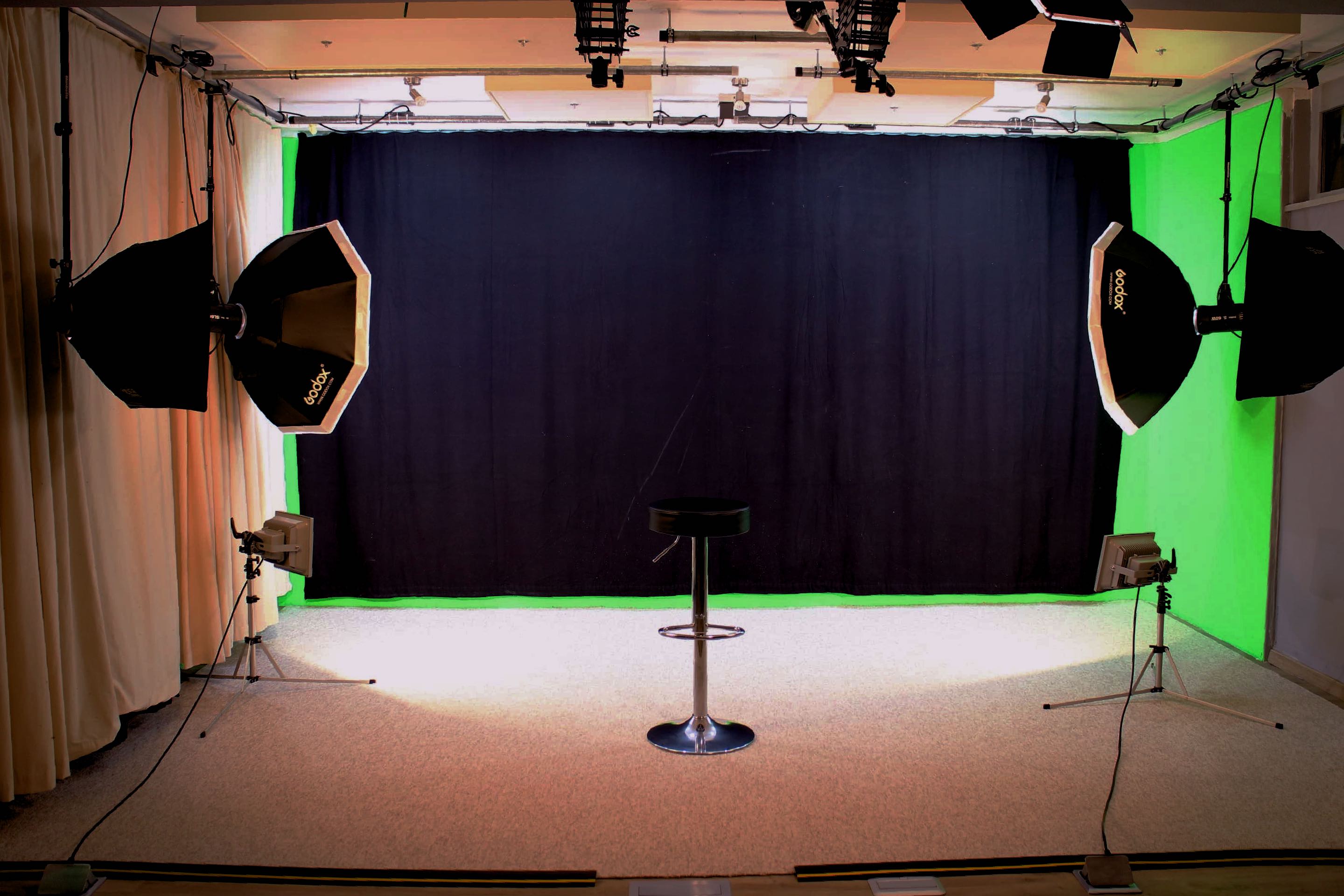 Eventlocation - PLZ 85622 (Deutschland) - Schwarzer Hintergrund für Fotoshootings - Greenscreen München