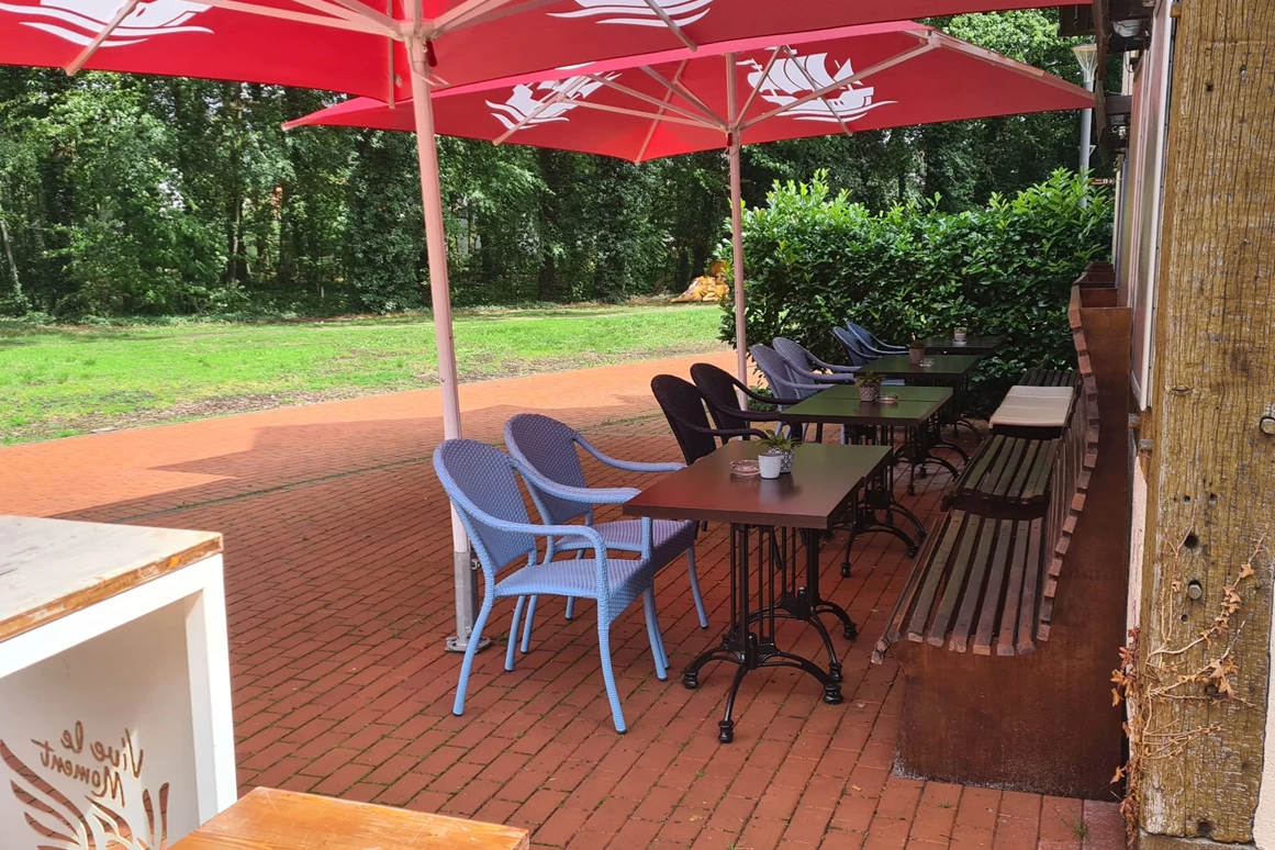 Location: Weinscheune Steinhude