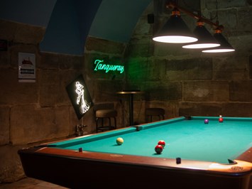 Castros Bar & Events Hier finden sie all unsere Räume mit Beschreibungen Billardraum