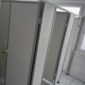 Location: Saubere helle Toiletten  - Lebensgefühl - Das Bewegungsstudio