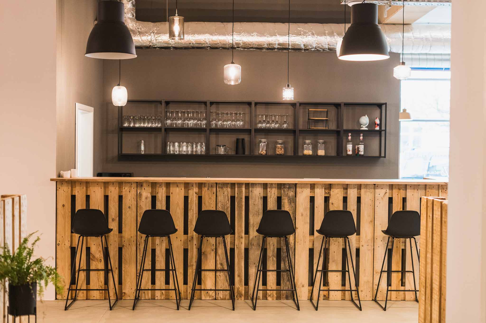 Location: Streamline Studio