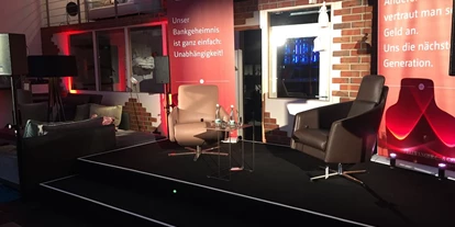 Eventlocation - Baden-Württemberg - Platz für einen Bühne für Podiumsdiskussionen oder Messe/Ausstellung - Sarah Maier Collection