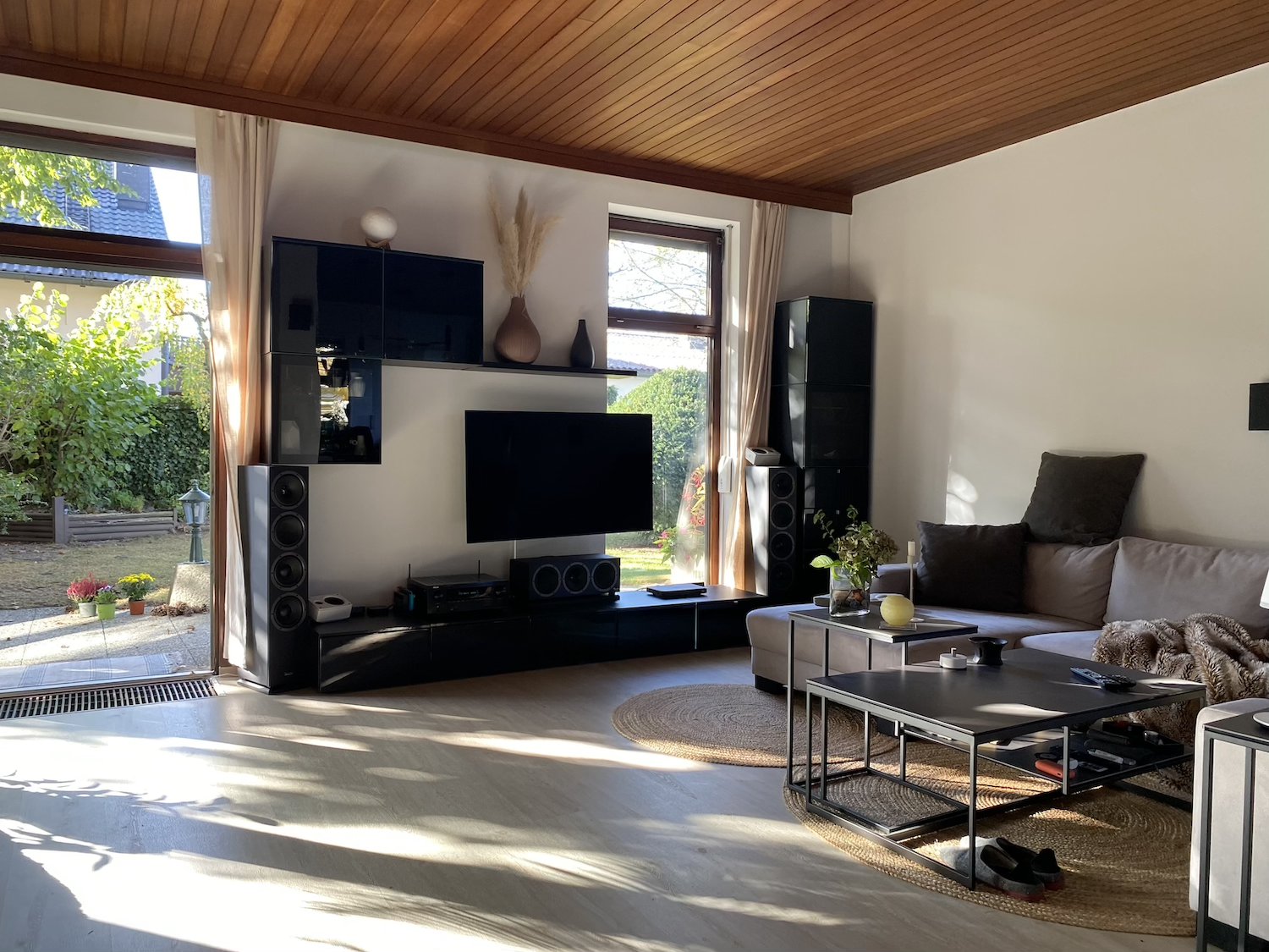 Location: Wohnbereich - Einfamilienhaus mit Garten in Milbertshofen