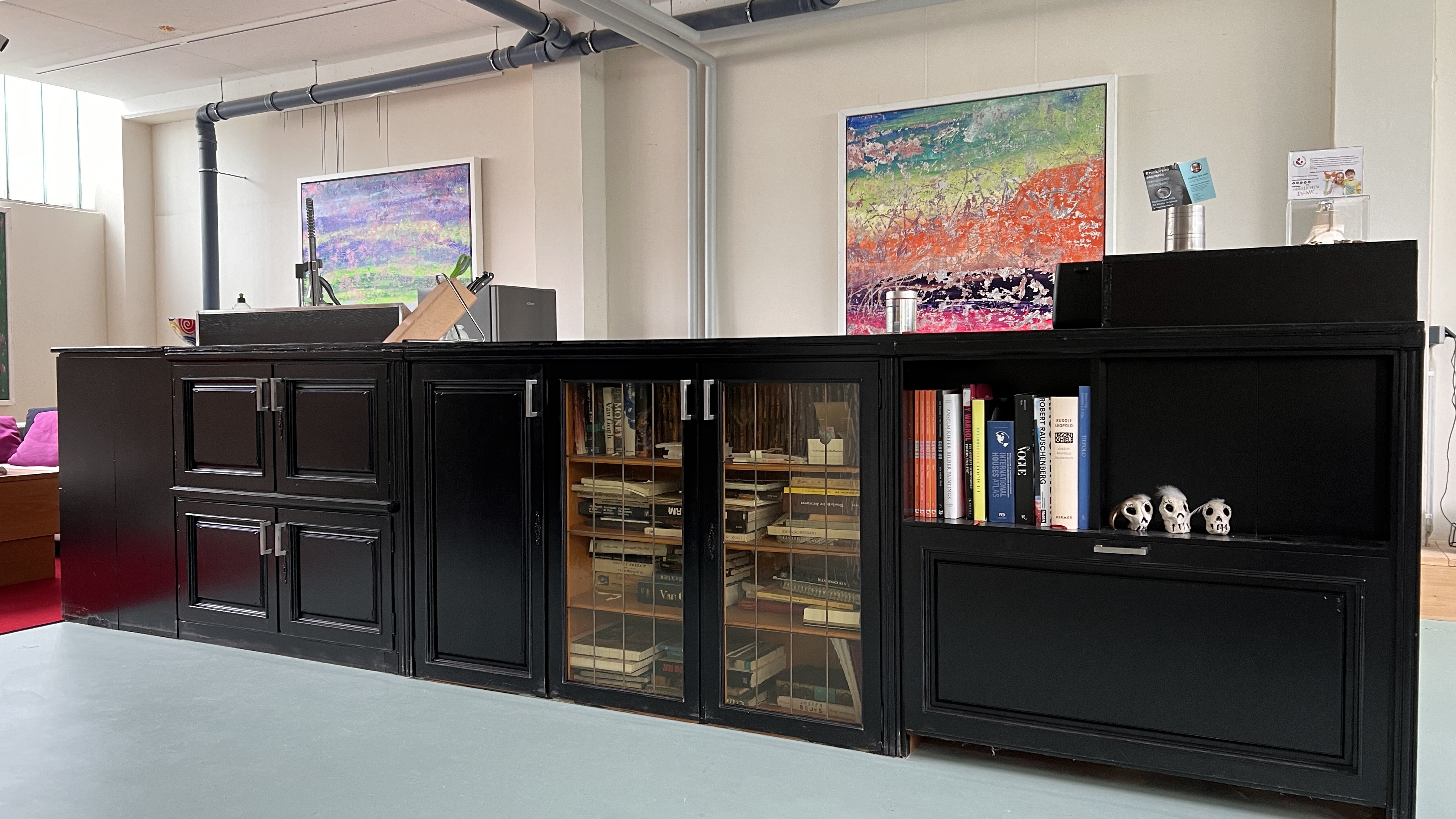 Eventlocation - PLZ 85622 (Deutschland) - Bar ca. 4 m lang, 2 Kühlschränke, Küche  - Kunstwerke Dachau 