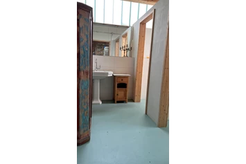 Location: Sanitär, 2 Toiletten  - Kunstwerke Dachau 