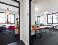 Location: Blick in das Kaminzimmer und einen Seminarraum im ecos office center münchen - ecos work spaces München