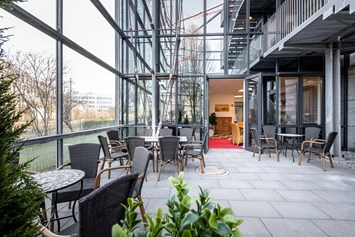 Location: Private Gartenterrasse im ecos office center-Erdgeschoss = Conferencing & Coworking in München - ecos work spaces München